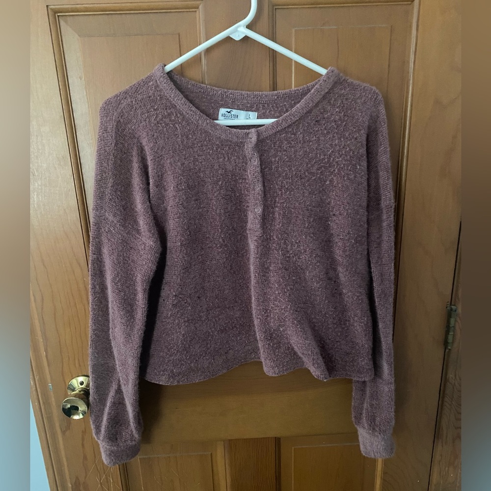 Hollister long sleeve fuzzy crop top